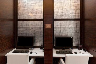 Residence Inn By Marriott New York Manhattan/central Park