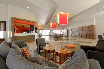 استراحتگاه Sentido Khao Lak