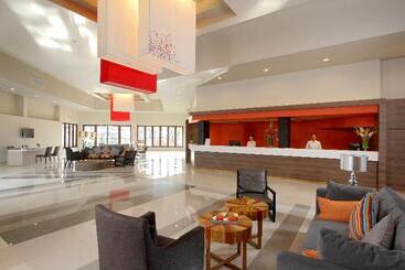 استراحتگاه Sentido Khao Lak