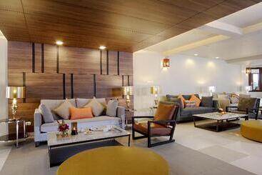 استراحتگاه Sentido Khao Lak