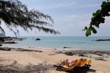 استراحتگاه Sentido Khao Lak