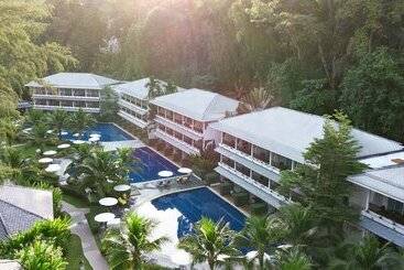 استراحتگاه Sentido Khao Lak
