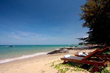 استراحتگاه Sentido Khao Lak