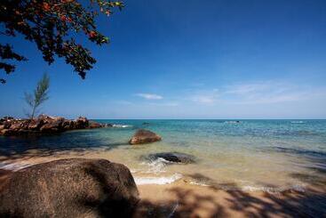 استراحتگاه Sentido Khao Lak