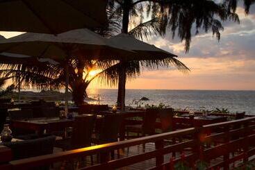 استراحتگاه Sentido Khao Lak