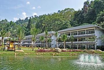 استراحتگاه Sentido Khao Lak