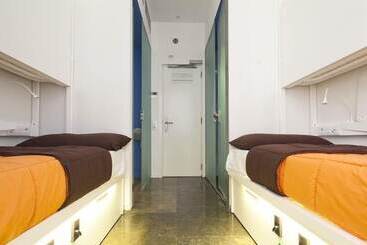 Urbany Hostel Bcn Go!