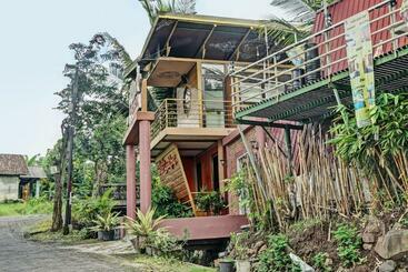 هتل Candicandi Ubud Omah Kopi