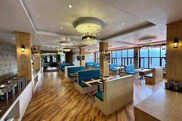 هتل Tempo Heritage Resort And Spa