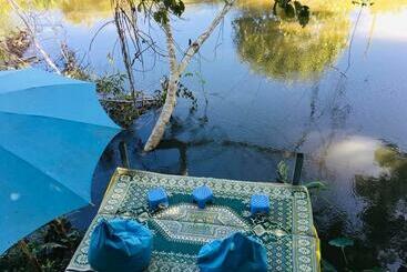 تختخواب و صبحانه Ho Kho Coffee And Cottages