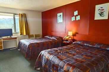 Cozy Corner Motel & Restaurant