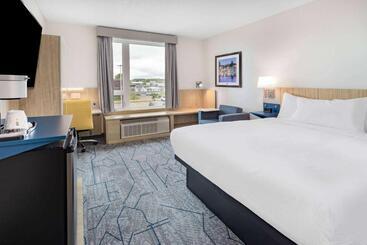 Microtel Inn And Suites By Wyndham Summerside