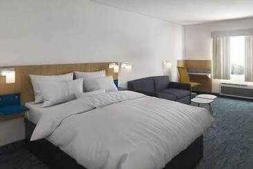 Microtel Inn & Suites By Wyndham Summerside