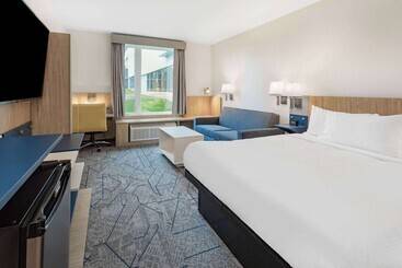 Microtel Inn & Suites By Wyndham Summerside