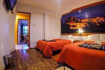 تختخواب و صبحانه Net House Cusco