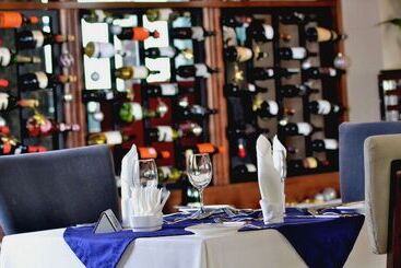 アパートホテル Best Western Plus Serene Atlantic