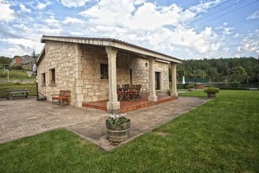 Casa A Pedriña