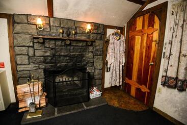 Castle Wood Theme Cottages  Couples Only