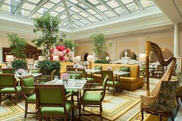 Four Seasons Hotel Lion Palace St. Petersburg