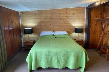 هتل Ancud Petit Hostal