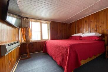 هتل Ancud Petit Hostal