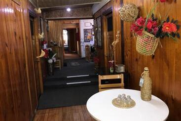 هتل Ancud Petit Hostal