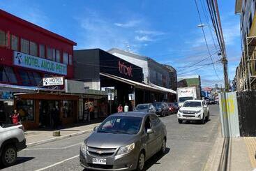 هتل Ancud Petit Hostal