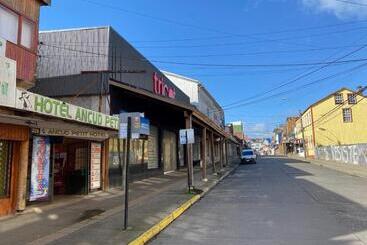 هتل Ancud Petit Hostal