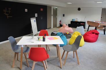هتل Best Western Plus Paris Velizy