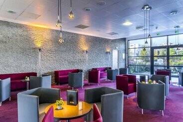 هتل Best Western Plus Paris Velizy