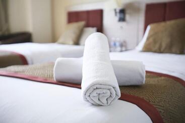 Dolphin Hotel, Chow Kit Kuala Lumpur