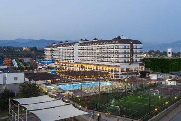 Eftalia Splash Resort - Turkler