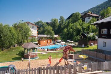 هتل Resl Resort