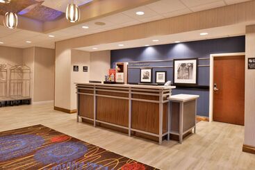 هتل Hampton Inn & Suites Ann Arbor West