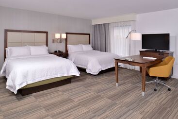 هتل Hampton Inn & Suites Ann Arbor West