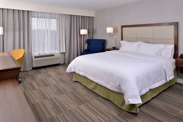 هتل Hampton Inn & Suites Ann Arbor West