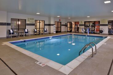 هتل Hampton Inn & Suites Ann Arbor West