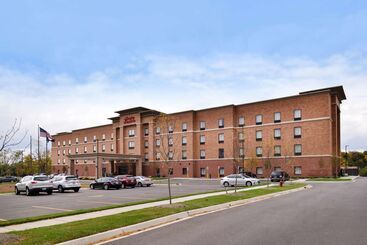 هتل Hampton Inn & Suites Ann Arbor West