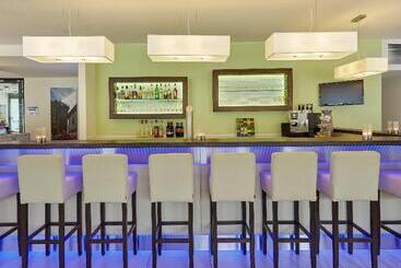 هتل Holiday Inn Express Neunkirchen, An Ihg