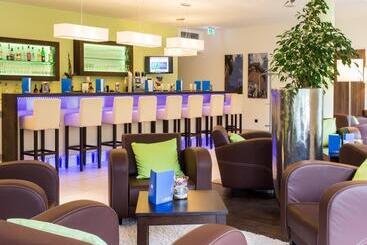 هتل Holiday Inn Express Neunkirchen, An Ihg