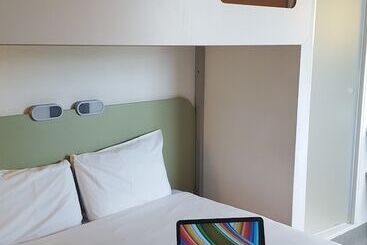 هتل Ibis Budget Leeds Centre Crown Point Road