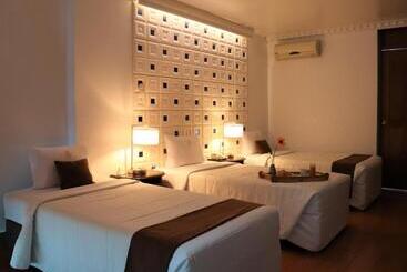 هتل Suites Inkari