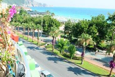 هتل Kleopatra Beach Yildiz