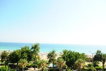 هتل Kleopatra Beach Yildiz