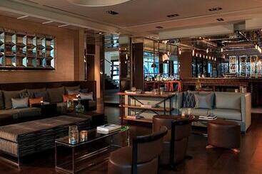هتل Renaissance Santiago By Marriott