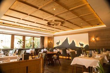 هتل Ritzlerhof   Adults Only