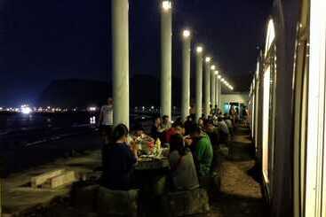 هتل White House Hot Spring Beach Resort