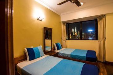 Pwtc Bistari Service Apartment