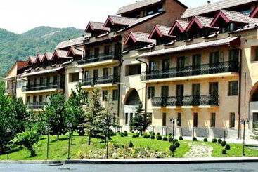 استراحتگاه Tsaghkadzor Marriott