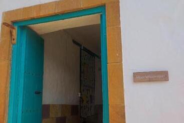 هتل Florré Blossom